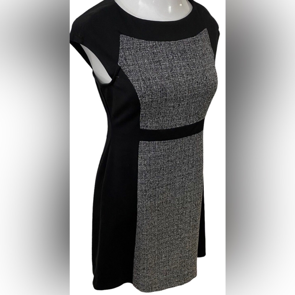 NWT Anne Klein Short-Knit Color-block Dress!